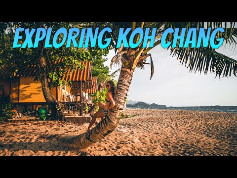 Bungalows & Fruit Shakes (Part 1) | Koh Chang, Thailand 🇹🇭